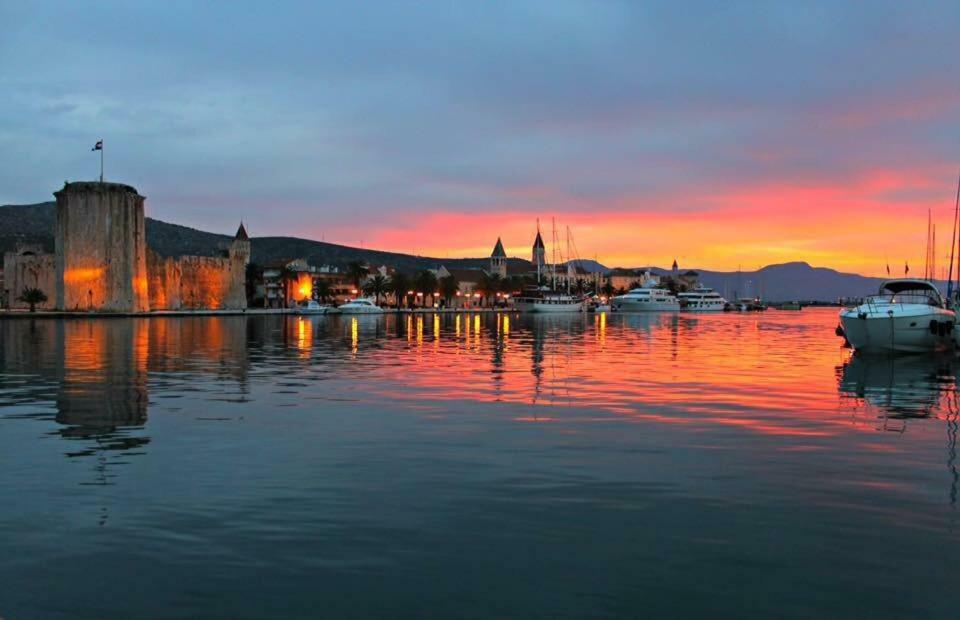 Hostel Marina Trogir Zewnętrze zdjęcie